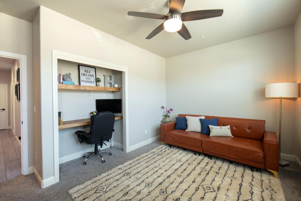 Image 40 of property listing at 3941 Sussex Avenue, Clovis, CA 93619