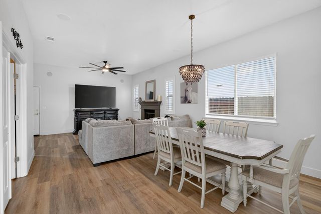 970 Monterey Way, Plumas Lake, CA 95961