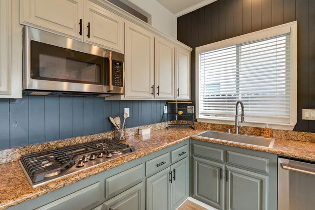 970 Monterey Way, Plumas Lake, CA 95961