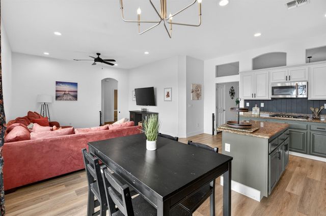 970 Monterey Way, Plumas Lake, CA 95961