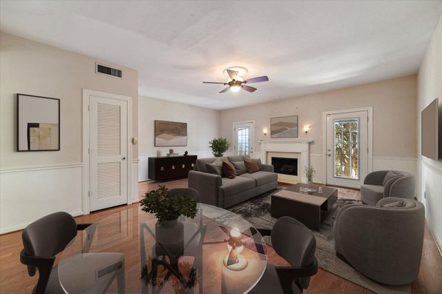 1024 Augusta Drive 1024, Houston, TX 77057