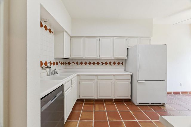 1024 Augusta Drive 1024, Houston, TX 77057