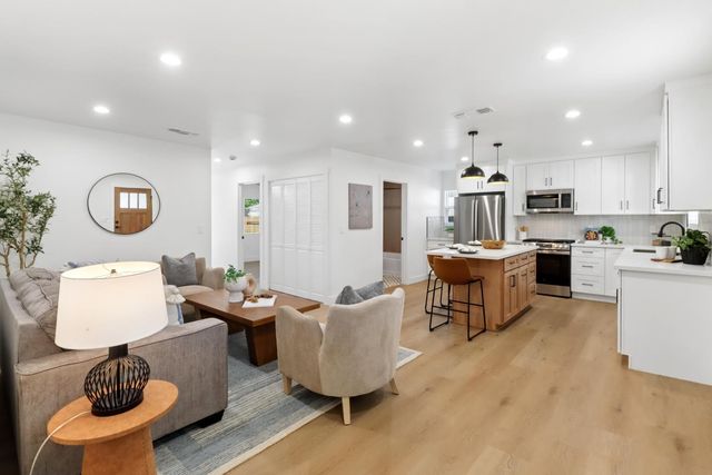 3765 Y St, Sacramento, CA 95817