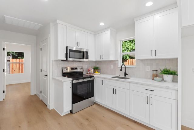 3765 Y St, Sacramento, CA 95817