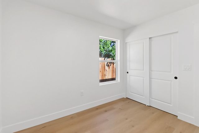 3765 Y St, Sacramento, CA 95817