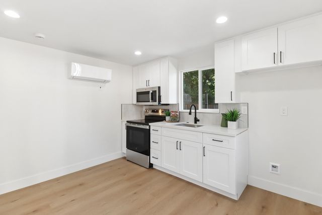 3765 Y St, Sacramento, CA 95817