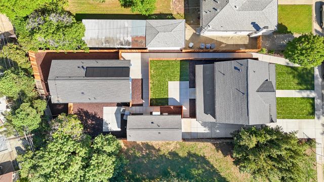 3765 Y St, Sacramento, CA 95817