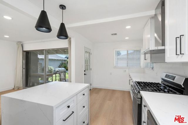 14348 Collins Street, Sherman Oaks, CA 91401