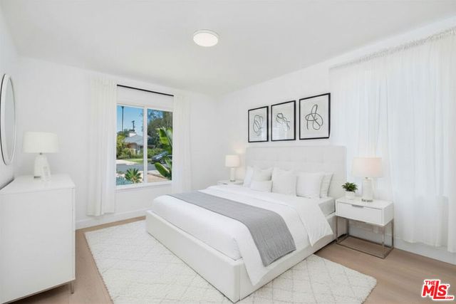 14348 Collins Street, Sherman Oaks, CA 91401