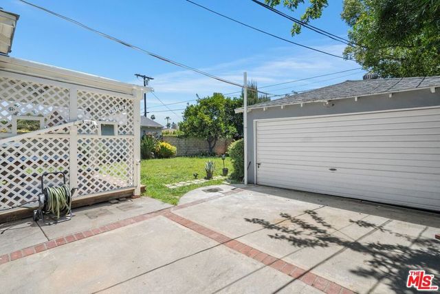 14348 Collins Street, Sherman Oaks, CA 91401