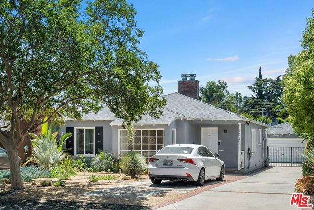 14348 Collins Street, Sherman Oaks, CA 91401