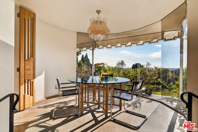 5337 Shenandoah Avenue, Los Angeles, CA 90056