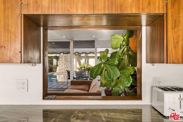 5337 Shenandoah Avenue, Los Angeles, CA 90056