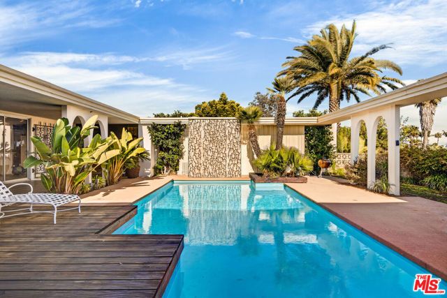 5337 Shenandoah Avenue, Los Angeles, CA 90056
