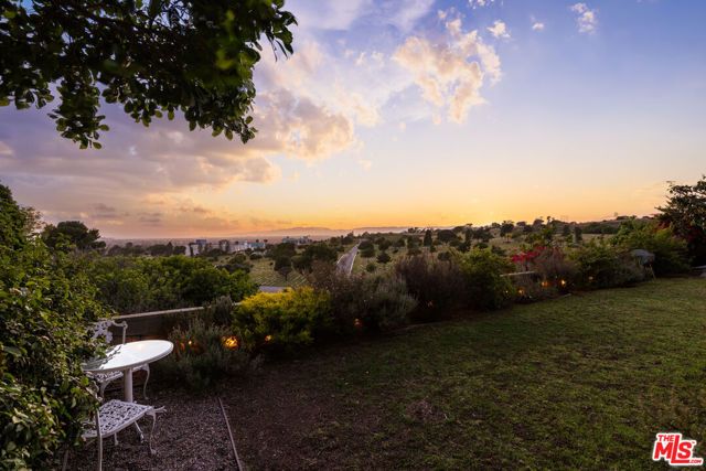 5337 Shenandoah Avenue, Los Angeles, CA 90056
