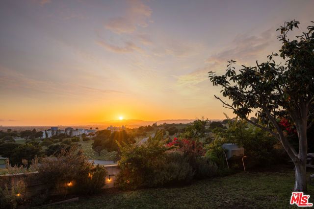 5337 Shenandoah Avenue, Los Angeles, CA 90056