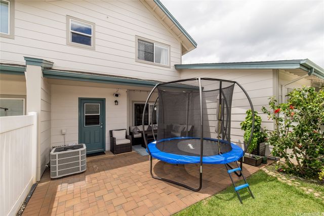91-1018 Kaimalie Street R2, Ewa Beach, HI 96706
