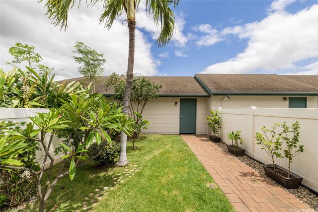 91-1018 Kaimalie Street R2, Ewa Beach, HI 96706