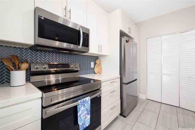 91-1018 Kaimalie Street R2, Ewa Beach, HI 96706