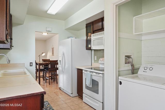 1176 S Alpine Circle, Green Valley, AZ 85614