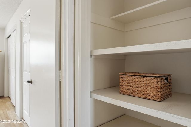 1176 S Alpine Circle, Green Valley, AZ 85614