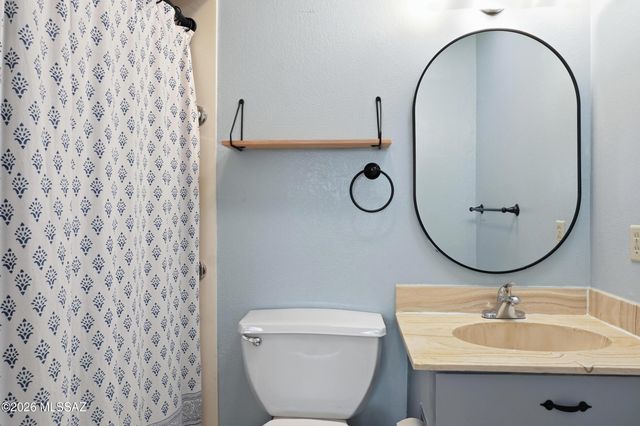 1176 S Alpine Circle, Green Valley, AZ 85614