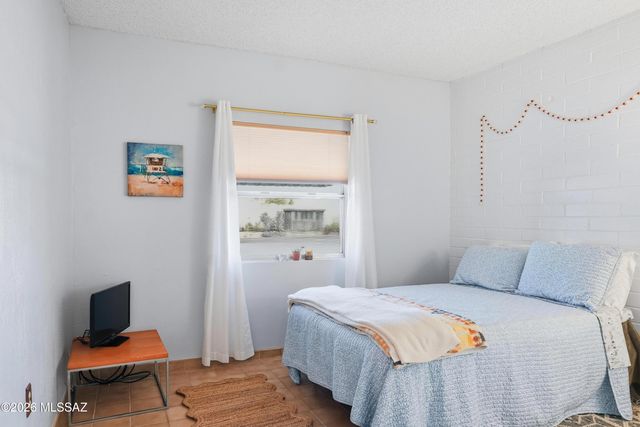 1176 S Alpine Circle, Green Valley, AZ 85614