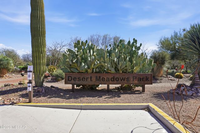 1176 S Alpine Circle, Green Valley, AZ 85614