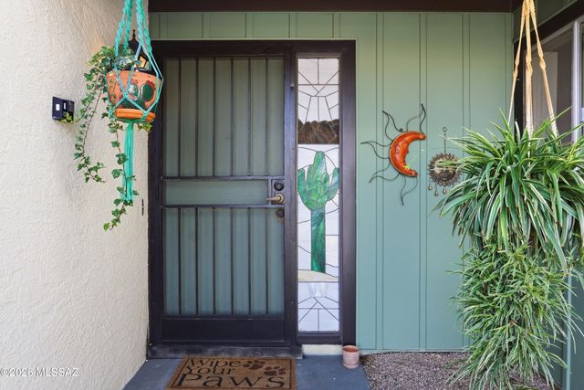 1176 S Alpine Circle, Green Valley, AZ 85614