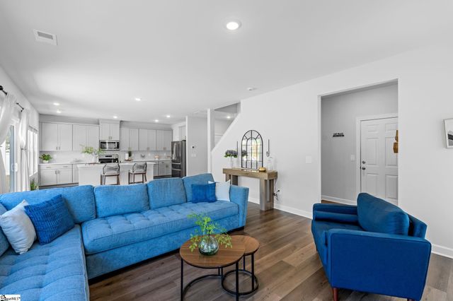 227 Addysons Way, Fountain Inn, SC 29644