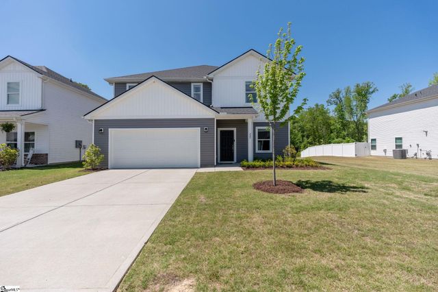 227 Addysons Way, Fountain Inn, SC 29644