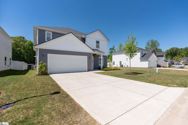 227 Addysons Way, Fountain Inn, SC 29644