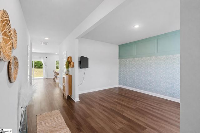 227 Addysons Way, Fountain Inn, SC 29644