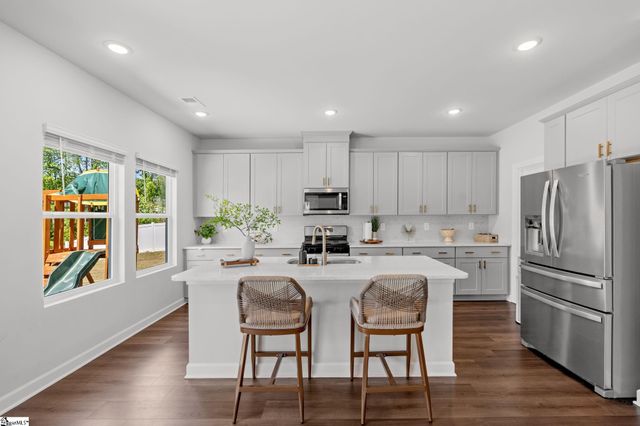 227 Addysons Way, Fountain Inn, SC 29644