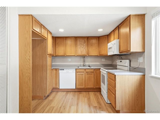 13361 E Louisiana Ave, Aurora, CO 80012