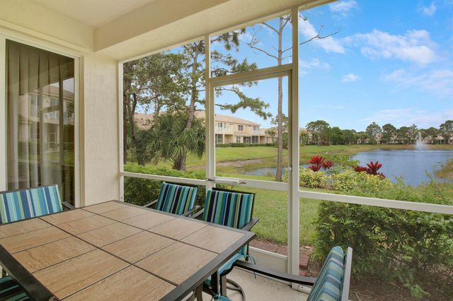 9015 Sand Shot Way, Port St. Lucie, FL 34986