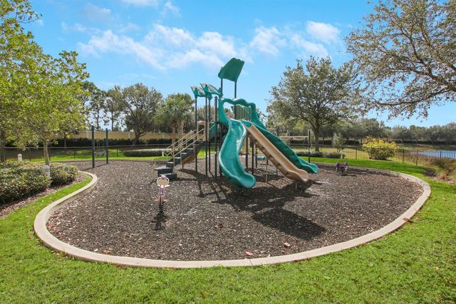 9015 Sand Shot Way, Port St. Lucie, FL 34986