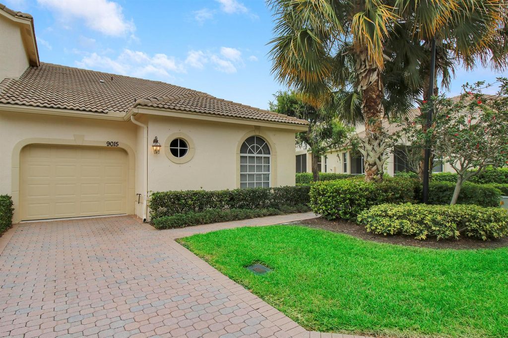 9015 Sand Shot Way, Port St. Lucie, FL 34986