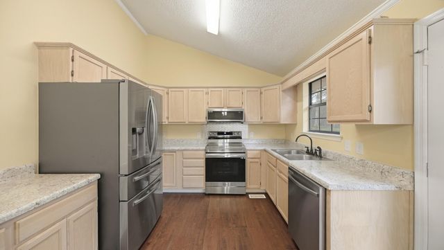 8231 Troubadour Way, Ooltewah, TN 37363