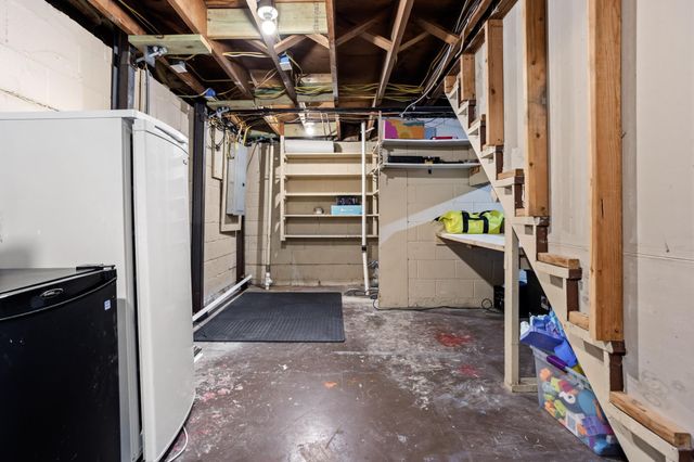 1305 12th Avenue N, Moorhead, MN 56560