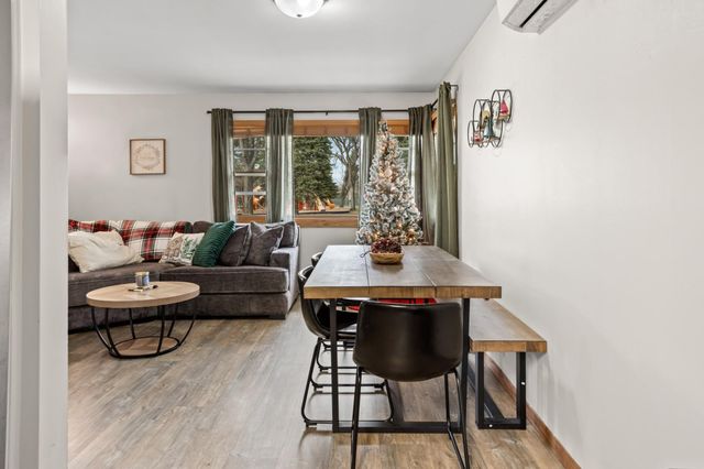 1305 12th Avenue N, Moorhead, MN 56560