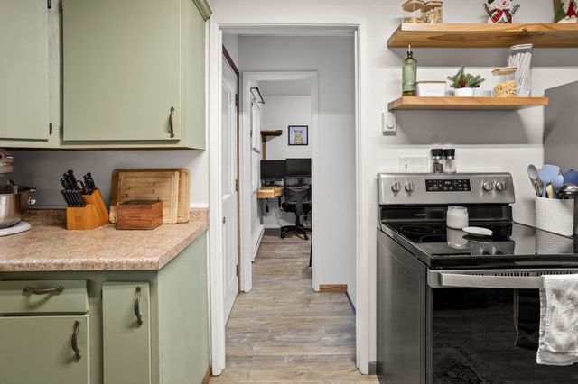 1305 12th Avenue N, Moorhead, MN 56560