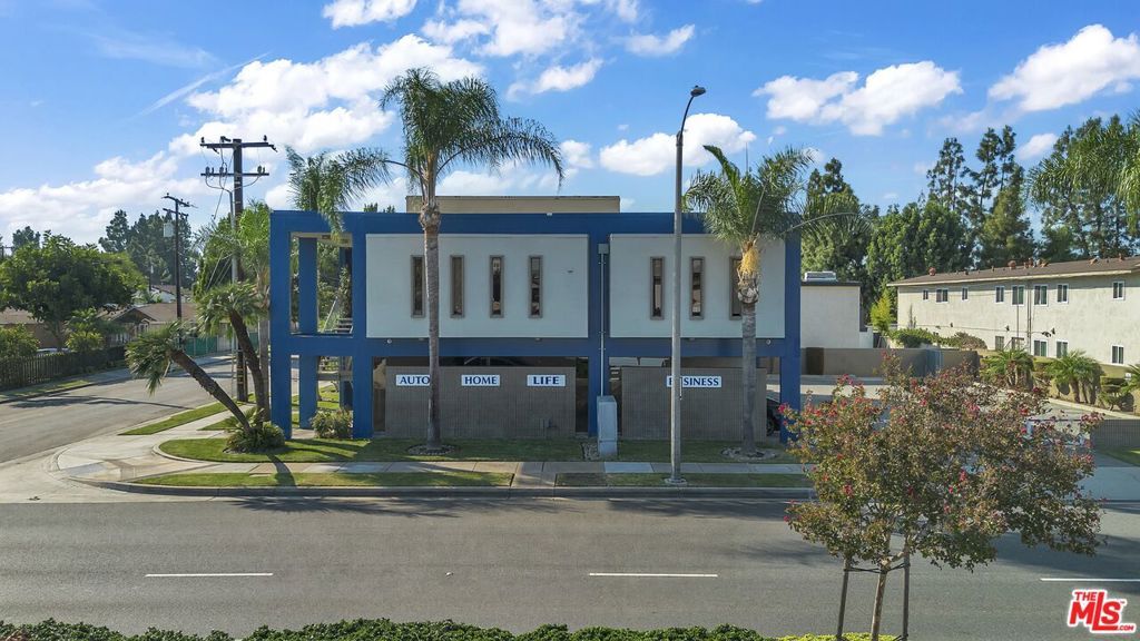 10535 Paramount Boulevard, Downey, CA 90241 — photo 5