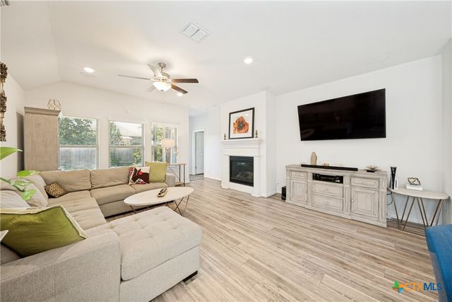 2037 Egret Avenue, New Braunfels, TX 78132