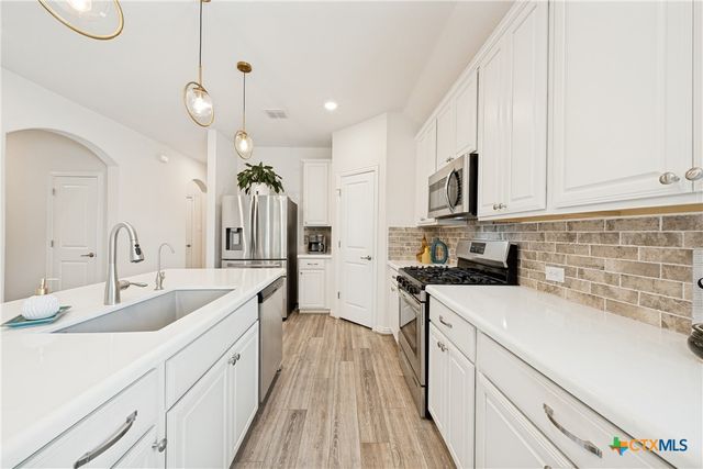 2037 Egret Avenue, New Braunfels, TX 78132
