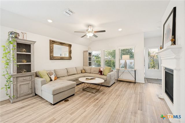 2037 Egret Avenue, New Braunfels, TX 78132