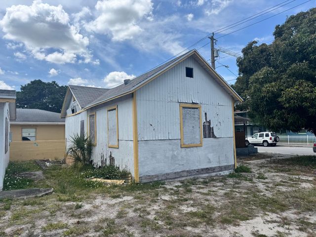 536 22nd Street, West Palm Beach, FL 33407