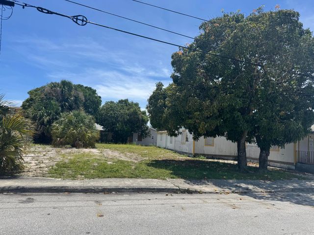 536 22nd Street, West Palm Beach, FL 33407