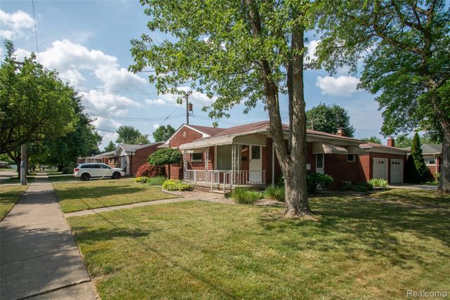 3458 Norwood Drive, Trenton, MI 48183