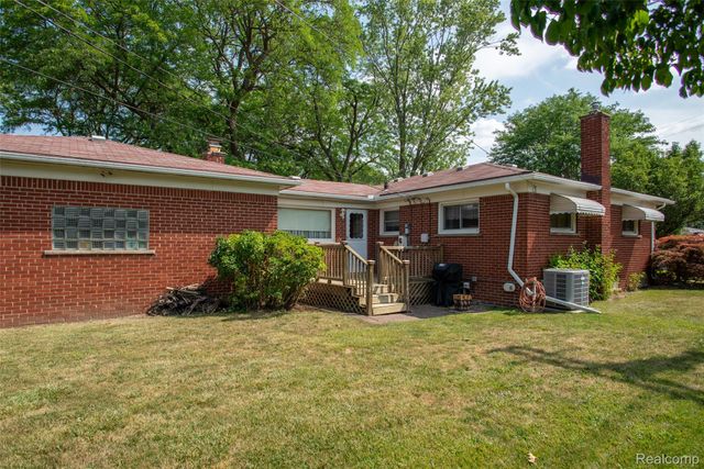 3458 Norwood Drive, Trenton, MI 48183